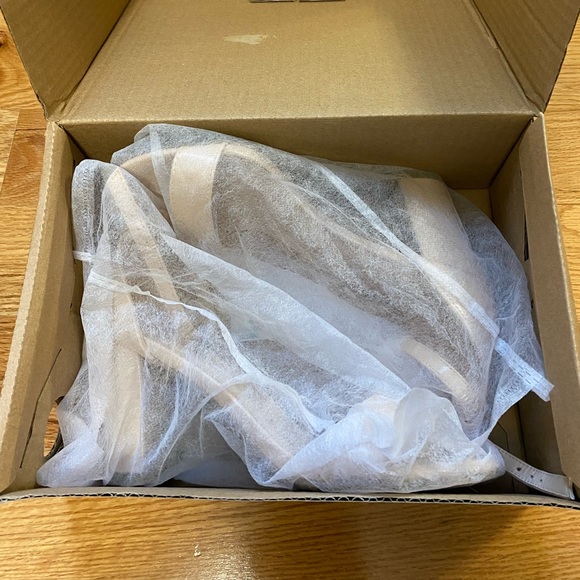 Nude Patent Block Heel - Picture 4 of 4